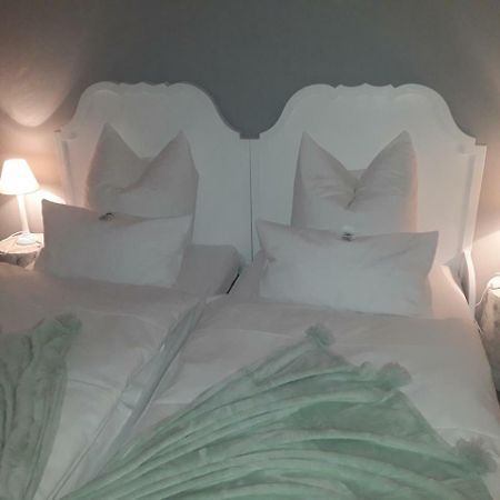 Guest House Dommitzsch Екстер'єр фото